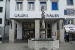 002b