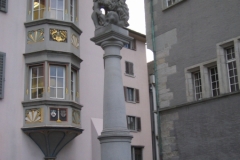 053c