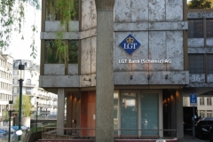 111a